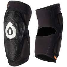RODILLERA MOD.DBO NEGRO